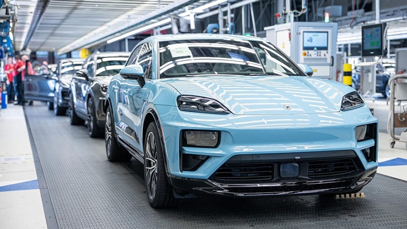 Porsche затягивает пояса: новые сокращения сотрудников и урезание амбиций